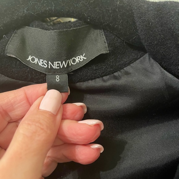 Black part wool coat with lining and hood. Size 8 - Picture 2 of 3